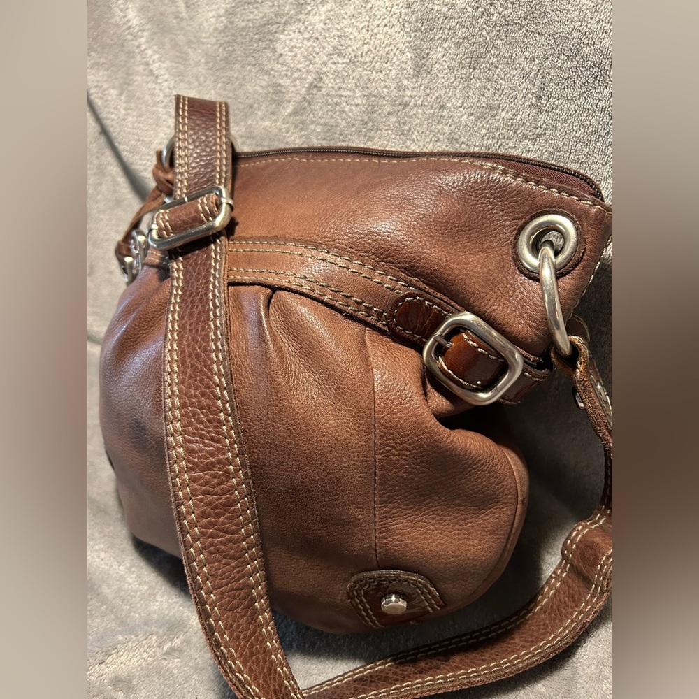 Fossil Genuine Leather Crossbody Bag - Picture 3 of 10